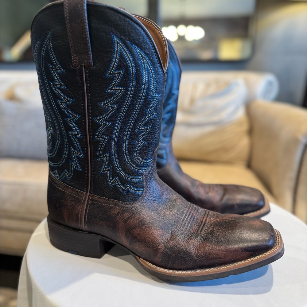Ariat Sport Big Country Wide Square Toe Cowboy Boot, Like New, See Flaw Details - Picture 10 of 11